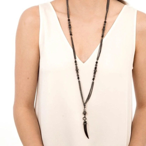 NWOT Stella & Dot Arlo Horn Necklace - Picture 6 of 6